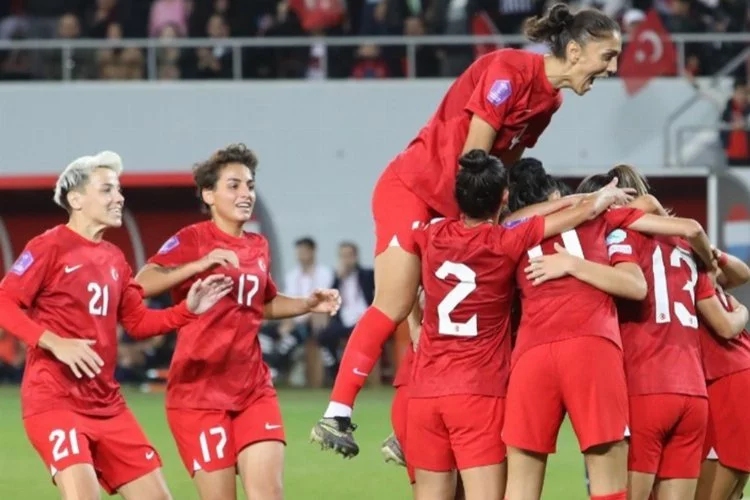 A Milli Kadın Futbol Takımı’nın, İsviçre ve Macaristan maçlarının kadrosu açıklandı