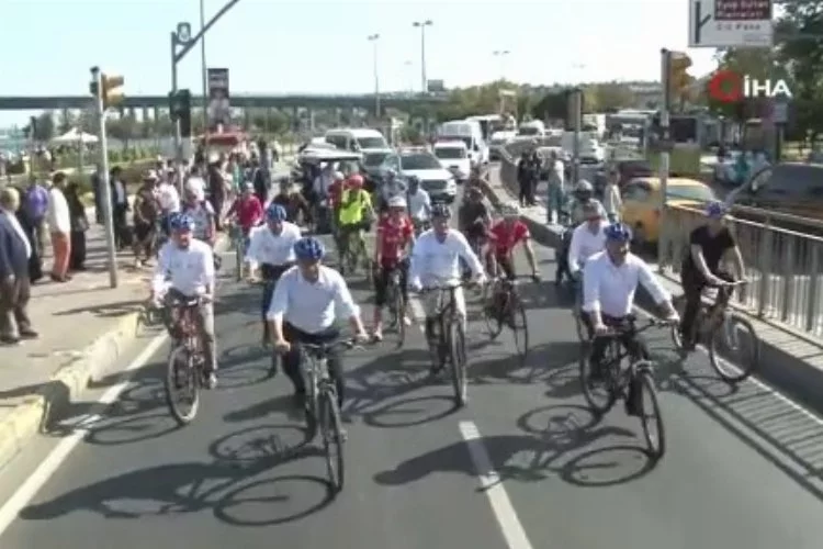 AB Büyükelçisi Landrut, bisiklet ile İstanbul turu yaptı