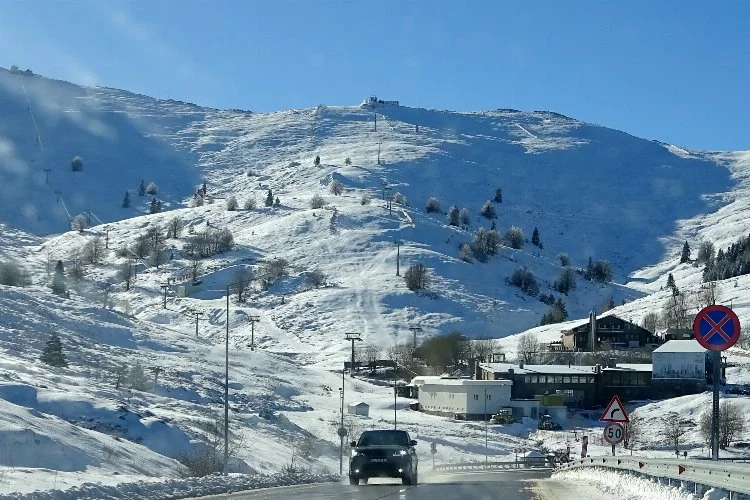Kış turizminin gözde merkezinde kayak yapmak cep yakıyor!