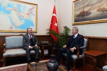 Bakan Akar, yeni görevine atanan Büyükelçi Öztürk'ü kabul etti