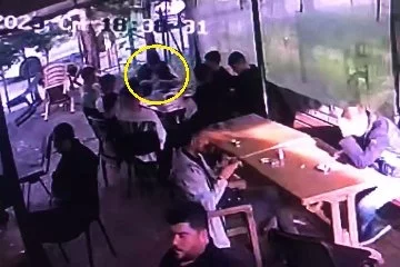 Bursa'da 17 yaşındaki gencin vurulma anı kameraya yansıdı