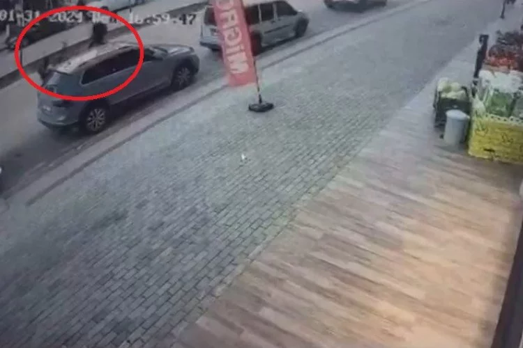 Bursa'da husumetlisine silahla ateş etti, o anlar anbean kamerada