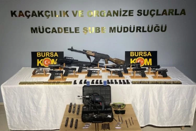 Bursa polisi silah kaçakçılarına izin vermedi
