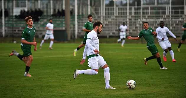 Bursaspor, U19 takımı ile maç yaptı