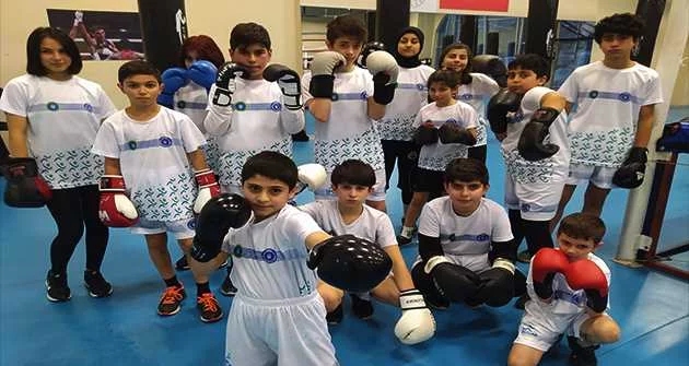 Büyükşehir Belediyesi Kış Spor Okulu’nda çocuklar spordan kopmuyor