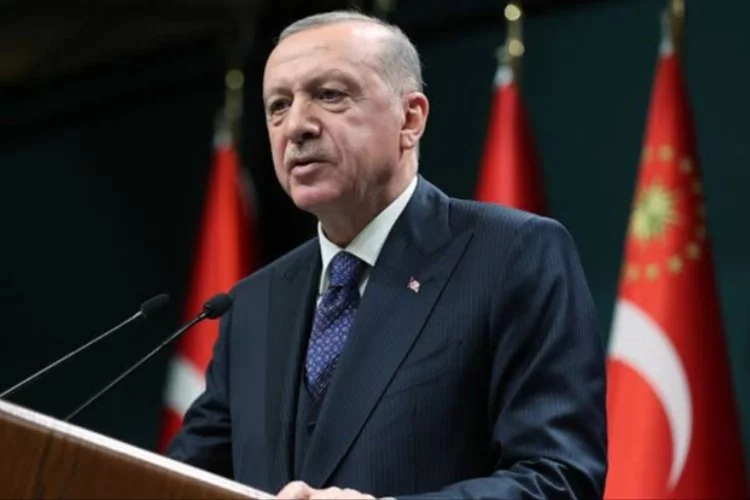 Erdoğan, MKYK Toplantısında İmamoğlu'nun Kent Lokantaları İle İlgili Sözlerine Tepki Gösterdi