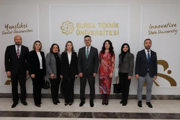 TOBB Bursa Kadın Girişimciler Kurulu, BTÜ ve BUÜ ile işbirliği protokolü imzaladı